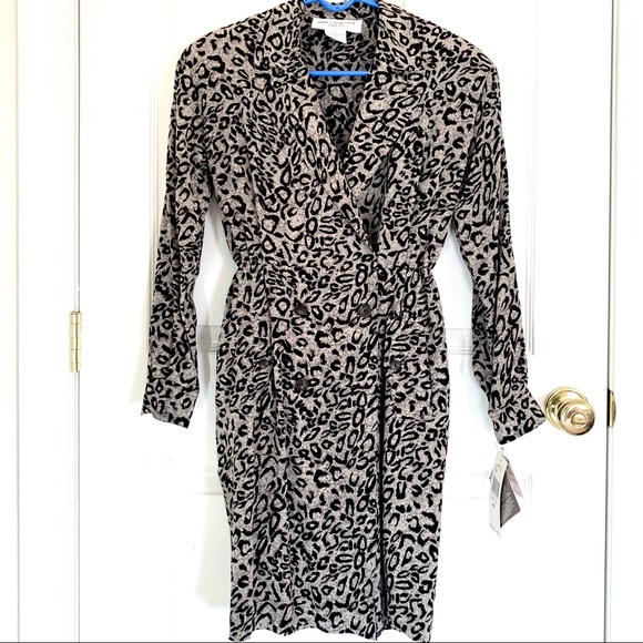 NWT Jones New York Silk Wrap Dress - 4P - Picture 2 of 8